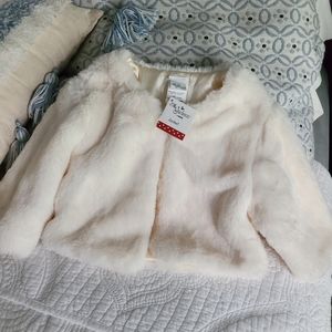 Nwts Baby fluffy coat jacket size 6-12 mo